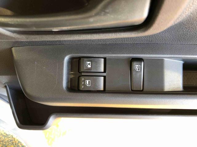 ハイゼットカーゴＤＸ４ＷＤ　ＡＭ／ＦＭラジオ　　マニュアルエアコン　パワーステアリング　パワードアロック　キーレスエントリー　衝突被害軽減システム　横滑り防止機能　アイドリングストップ　オートライト　ＡＢＳ（長野県）の中古車