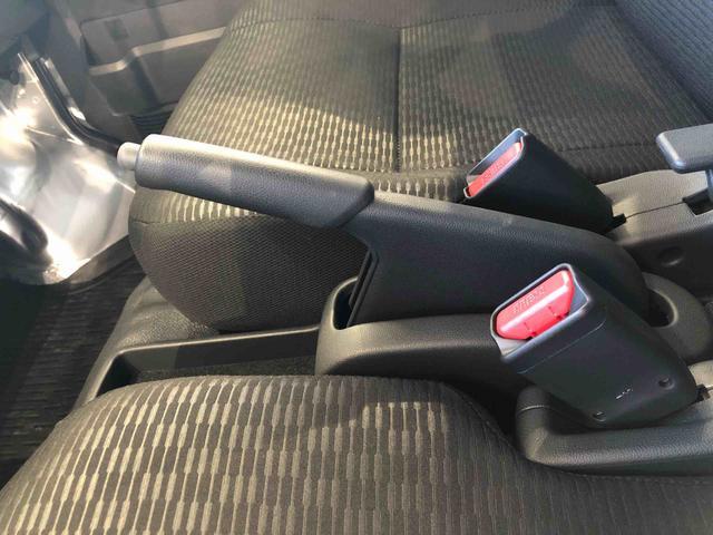 ハイゼットカーゴＤＸ４ＷＤ　ＡＭ／ＦＭラジオ　　マニュアルエアコン　パワーステアリング　パワードアロック　キーレスエントリー　衝突被害軽減システム　横滑り防止機能　アイドリングストップ　オートライト　ＡＢＳ（長野県）の中古車