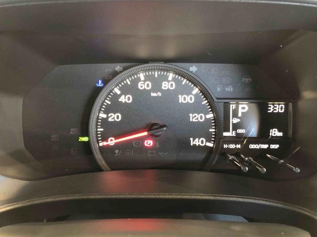 ハイゼットカーゴＤＸ４ＷＤ　ＡＭ／ＦＭラジオ　　マニュアルエアコン　パワーステアリング　パワードアロック　キーレスエントリー　衝突被害軽減システム　横滑り防止機能　アイドリングストップ　オートライト　ＡＢＳ（長野県）の中古車