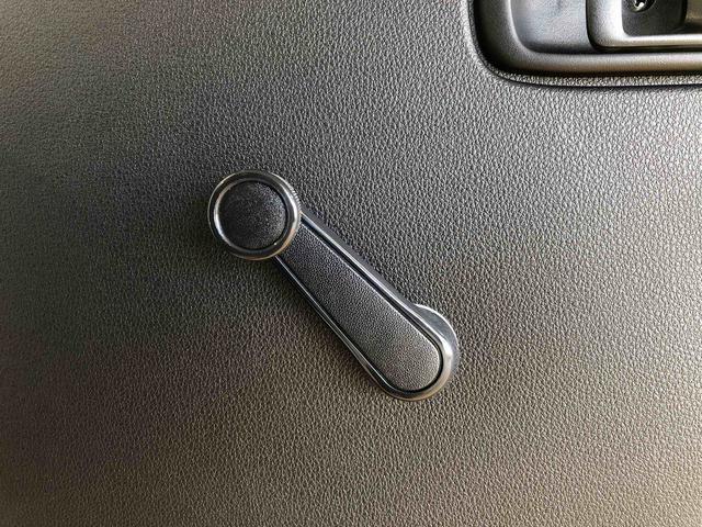 ハイゼットトラックスタンダード４ＷＤ　マニュアルエアコン　パワステ　タイミングチェーン　ラジオデッキ　手動ドアミラー　手動ウィンドウ　衝突被害軽減システム　横滑り防止機能　アイドリングストップ　ＡＢＳ（長野県）の中古車