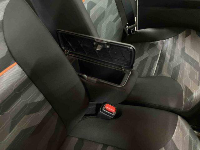 タントファンクロスターボ保証１年間距離無制限付き　電動パーキングブレーキ　ＬＥＤヘッドランプ　ＬＥＤフォグランプ　前席シートヒーター　ＵＳＢ電源ソケット　オートライト　両側電動スライドドア　１５インチアルミホイール（東京都）の中古車