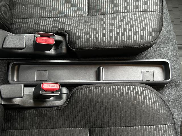 ハイゼットカーゴクルーズ 登録済み未使用車保証 新車保証・まごころ保証 1年間・走行距離無制限付き(東京都)の中古車
