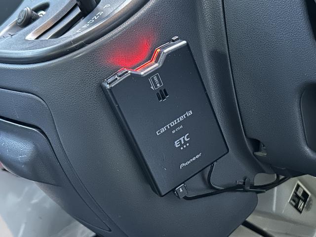 ハイゼットカーゴスペシャル　ＥＴＣ車載器　ドライブレコーダー保証　まごころ保証　１年間・走行距離無制限付き　ＥＴＣ車載器　ドライブレコーダー　リヤベンチシート　エアコン　パワーステアリング　助手席エアバッグ　両側スライドドア（東京都）の中古車