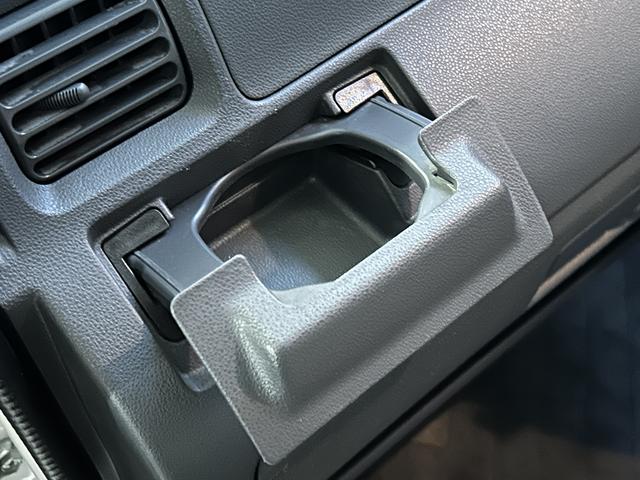 ハイゼットカーゴスペシャル　ＥＴＣ車載器　ドライブレコーダー保証　まごころ保証　１年間・走行距離無制限付き　ＥＴＣ車載器　ドライブレコーダー　リヤベンチシート　エアコン　パワーステアリング　助手席エアバッグ　両側スライドドア（東京都）の中古車