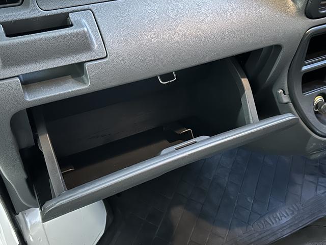 ハイゼットカーゴスペシャル　ＥＴＣ車載器　ドライブレコーダー保証　まごころ保証　１年間・走行距離無制限付き　ＥＴＣ車載器　ドライブレコーダー　リヤベンチシート　エアコン　パワーステアリング　助手席エアバッグ　両側スライドドア（東京都）の中古車