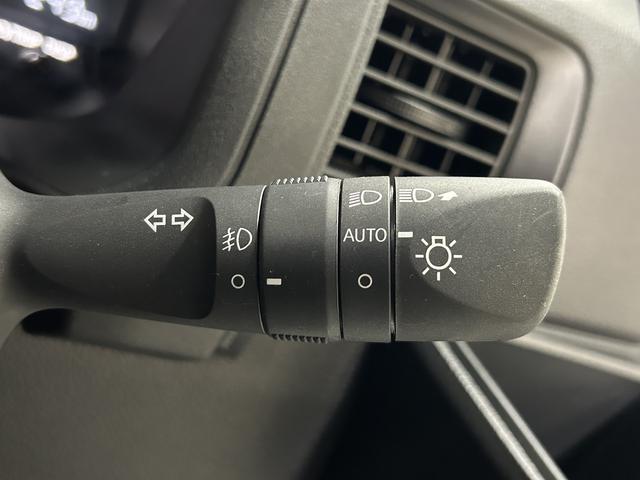 ハイゼットカーゴクルーズ 6.8ディスプレイオーディオ キーフリー保証 新車保証・まごころ保証 1年間・走行距離無制限付き キーフリーシステム 電動格納ドアミラー アイドリングストップ 前席パワーウインドウ コーナーセンサー オートライト オートハイビーム(東京都)の中古車