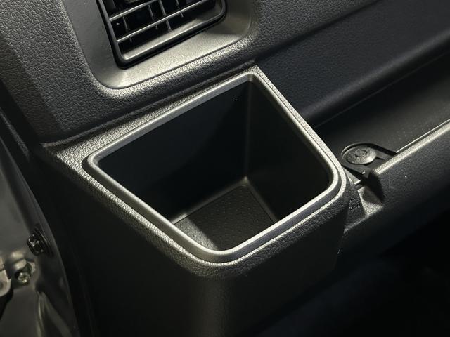 ハイゼットカーゴクルーズ 6.8ディスプレイオーディオ キーフリー保証 新車保証・まごころ保証 1年間・走行距離無制限付き キーフリーシステム 電動格納ドアミラー アイドリングストップ 前席パワーウインドウ コーナーセンサー オートライト オートハイビーム(東京都)の中古車