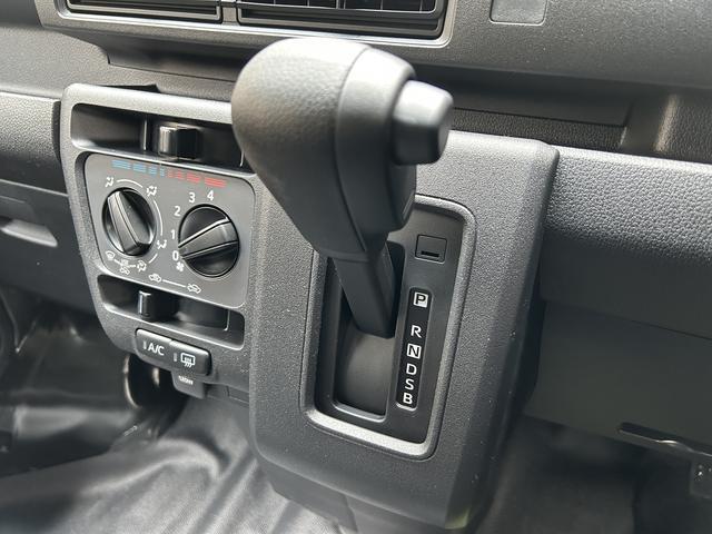 ハイゼットカーゴＤＸ　届け出済み未使用車保証　新車保証・まごころ保証　１年間・走行距離無制限付き（東京都）の中古車