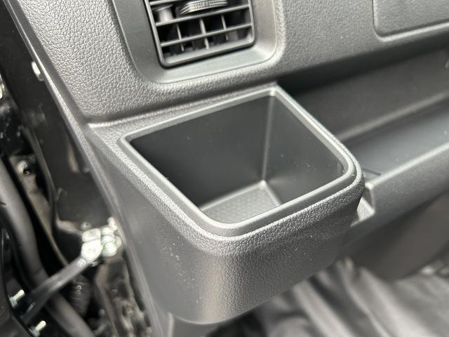 ハイゼットカーゴＤＸ　届け出済み未使用車保証　新車保証・まごころ保証　１年間・走行距離無制限付き（東京都）の中古車