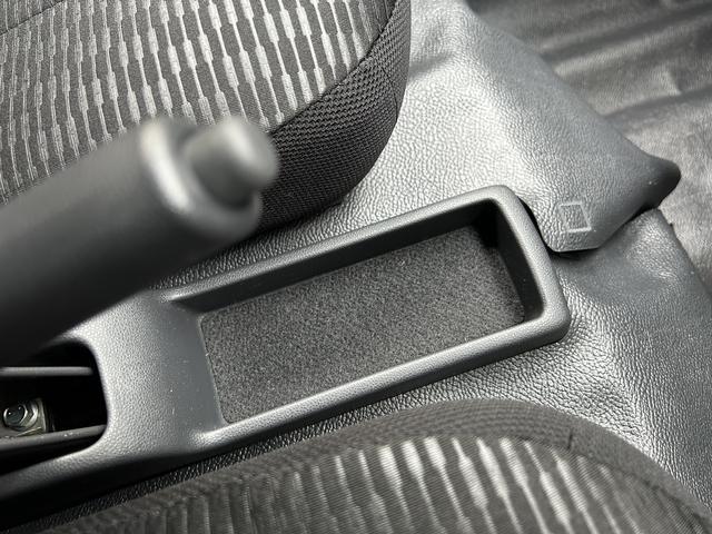 ハイゼットカーゴＤＸ　届け出済み未使用車保証　新車保証・まごころ保証　１年間・走行距離無制限付き（東京都）の中古車