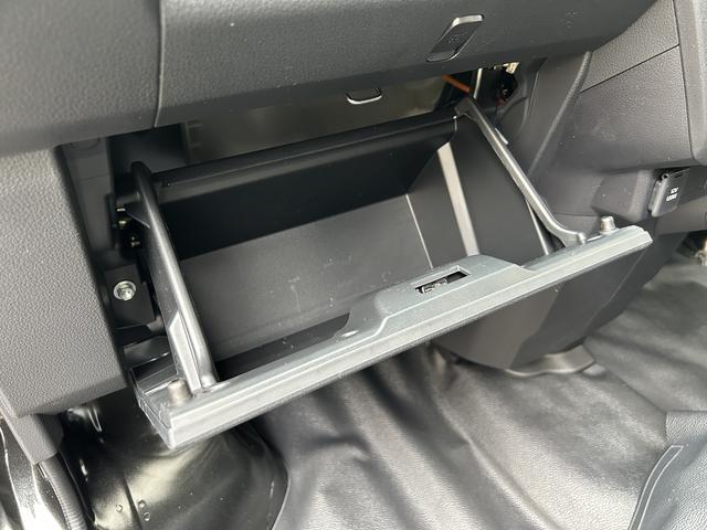 ハイゼットカーゴＤＸ　届け出済み未使用車保証　新車保証・まごころ保証　１年間・走行距離無制限付き（東京都）の中古車