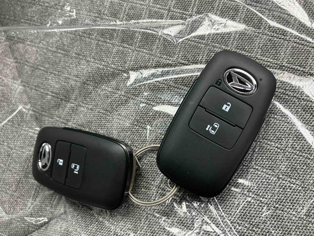 タントX(沖縄県)の中古車