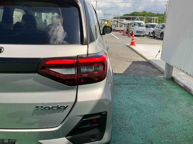 ロッキープレミアムＧ（沖縄県）の中古車