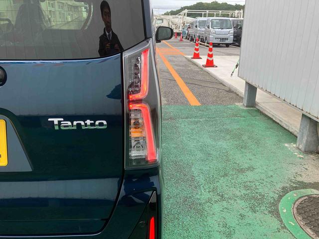 タントカスタムX(沖縄県)の中古車