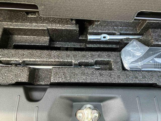 タントカスタムＸオートエアコン　９インチ純正ナビ　ドライブレコーダー　パノラマモニター　衝突回避支援システム　コーナーセンサー　ＬＥＤヘッドランプ＆フォグランプ　両側パワースライドドア　キーフリーシステム（沖縄県）の中古車