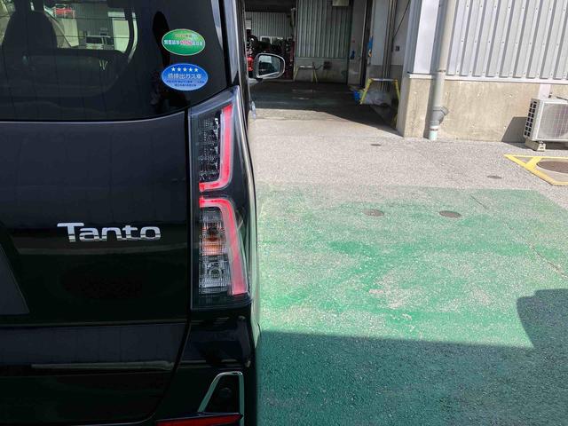 タントカスタムＸオートエアコン　９インチ純正ナビ　ドライブレコーダー　パノラマモニター　衝突回避支援システム　コーナーセンサー　ＬＥＤヘッドランプ＆フォグランプ　両側パワースライドドア　キーフリーシステム（沖縄県）の中古車