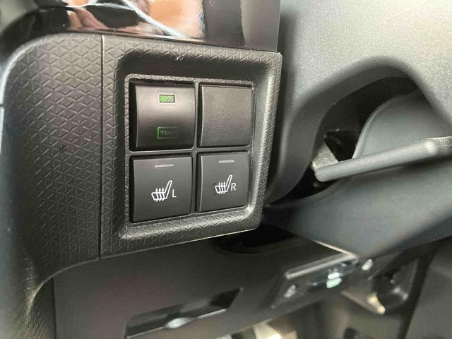 タントカスタムＸオートエアコン　９インチ純正ナビ　ドライブレコーダー　パノラマモニター　衝突回避支援システム　コーナーセンサー　ＬＥＤヘッドランプ＆フォグランプ　両側パワースライドドア　キーフリーシステム（沖縄県）の中古車
