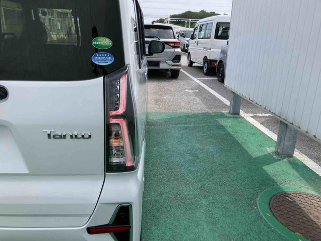 タントカスタムＸセレクション（沖縄県）の中古車