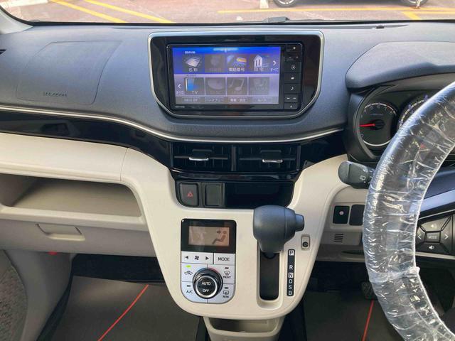 ムーヴX SAIII(沖縄県)の中古車