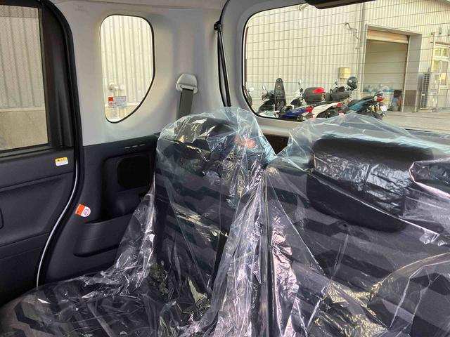 タントファンクロスターボ（沖縄県）の中古車