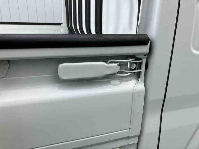 ハイゼットトラックスタンダード5速マニュアル(沖縄県)の中古車