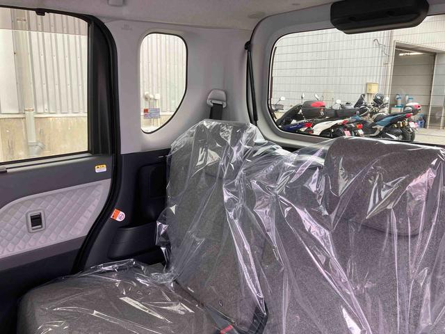 タントX(沖縄県)の中古車