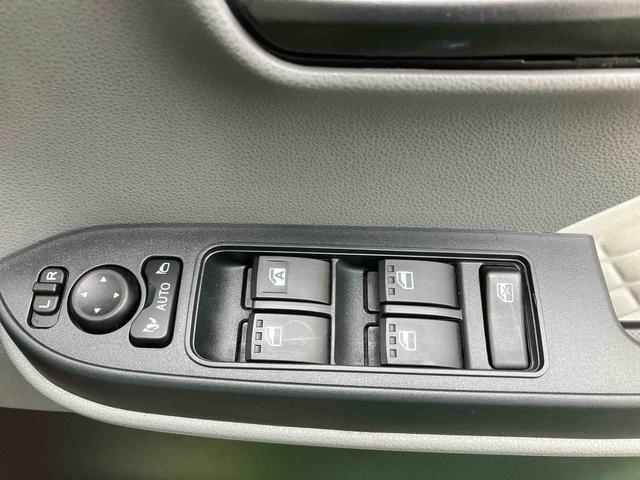 タントXセレクション(沖縄県)の中古車