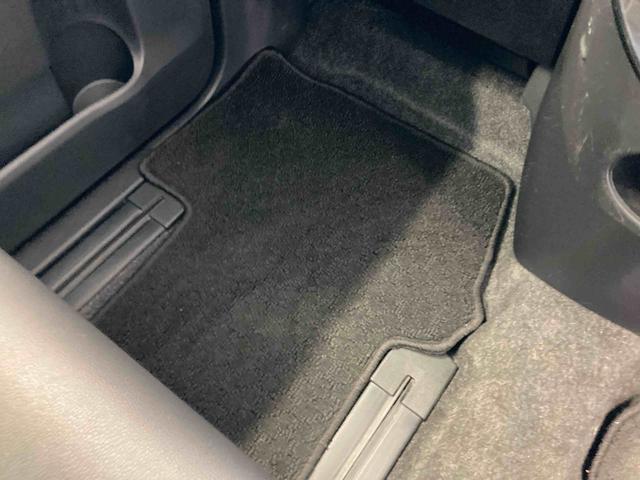 タントカスタムＸ　トップエディションＳＡ衝突被害軽減ブレーキ　横滑り防止装置　アイドリングストップ　ステアリングスイッチ　オートライト　キーフリーシステム　オートエアコン　社外ナビ　バックカメラ　ＥＴＣ　マット　バイザー（岐阜県）の中古車