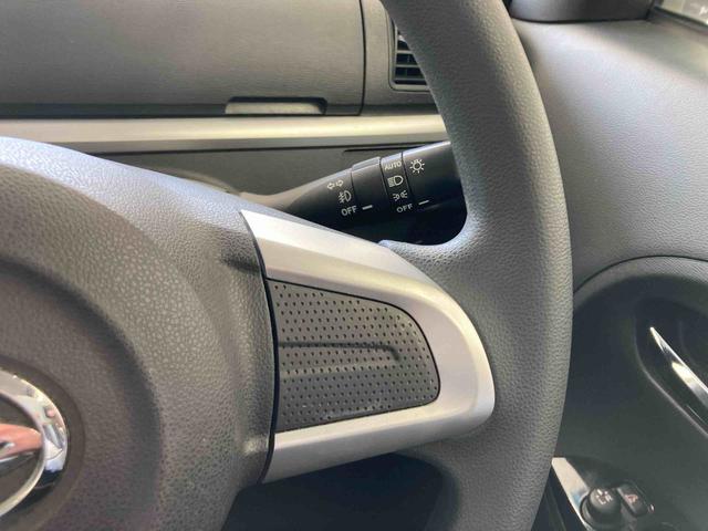 タントカスタムＸ　トップエディションＳＡ衝突被害軽減ブレーキ　横滑り防止装置　アイドリングストップ　ステアリングスイッチ　オートライト　キーフリーシステム　オートエアコン　社外ナビ　バックカメラ　ＥＴＣ　マット　バイザー（岐阜県）の中古車