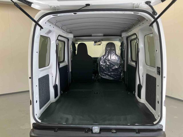 ハイゼットカーゴＤＸスマートアシスト　ＡＭ／ＦＭラジオ　キーレスエントリー　パワーウインドウ（三重県）の中古車