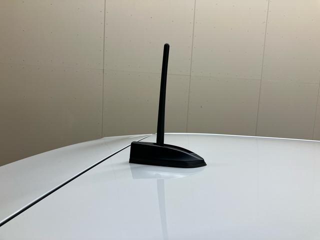 ムーヴＸリミテッドII　ＳＡIIIナビ　プッシュボタンスタート　スマートキー　パワーウィンドウ　アイドリングストップ　バックカメラ　オートエアコン　電動格納式ドアミラー　アルミホイール（三重県）の中古車