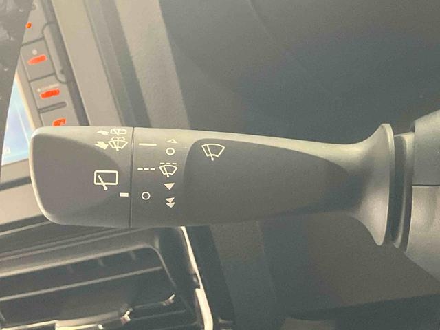 タントカスタムＲＳスタイルセレクション／運転席ロングスライドシートターボ車　ナビ　ＥＴＣ　両側パワースライドドア　運転席ロングスライドシート　シートヒーター　バックモニター　オートエアコン　クルーズコントロール　キーフリー　スマートアシスト　ミラクルオープンドア（三重県）の中古車