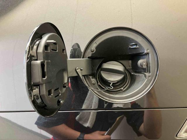 タントカスタムＲＳ／ターボ車／両側電動スライド／イージークローザーナビ　バックモニター　ドライブレコーダー　プッシュボタンスタート　両側電動スライドドア　イージークローザー　オートエアコン　スマートアシスト搭載　シートヒーター　キーフリー　１５インチアルミ（三重県）の中古車