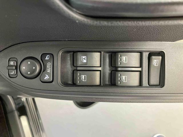 タントＸナビ　バックモニター　ドライブレコーダー　ＥＴＣ　左側電動スライドドア　運転席ロングスライドシート　プッシュボタンスタート　キーフリー　インパネシフト　シートヒーター　オートエアコン　スマートアシスト（三重県）の中古車