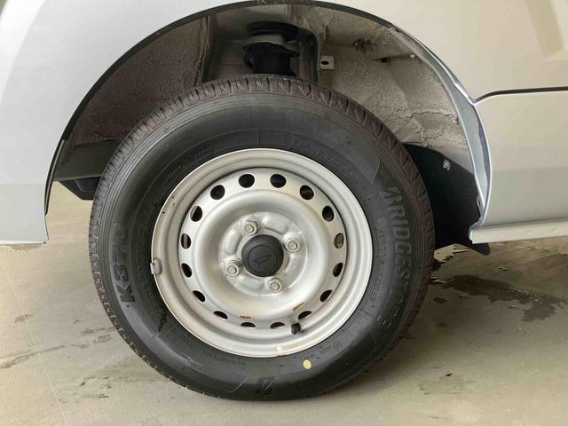 ハイゼットトラックスタンダードＳＡIIIｔ／４ＷＤ／５ＭＴＡＭ／ＦＭラジオ　マニュアルエアコン　パワステ　三方開（三重県）の中古車