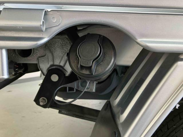 ハイゼットトラックスタンダードＳＡIIIｔ／４ＷＤ／５ＭＴＡＭ／ＦＭラジオ　マニュアルエアコン　パワステ　三方開（三重県）の中古車
