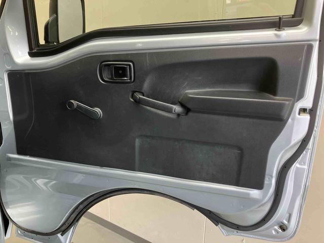 ハイゼットトラックスタンダードＳＡIIIｔ／４ＷＤ／５ＭＴＡＭ／ＦＭラジオ　マニュアルエアコン　パワステ　三方開（三重県）の中古車