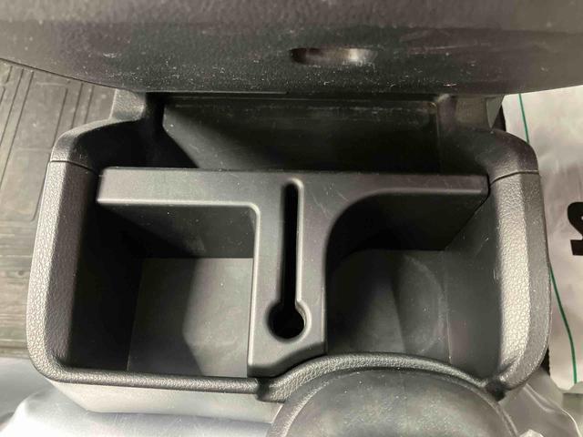 ハイゼットトラックスタンダードＳＡIIIｔ／４ＷＤ／５ＭＴＡＭ／ＦＭラジオ　マニュアルエアコン　パワステ　三方開（三重県）の中古車