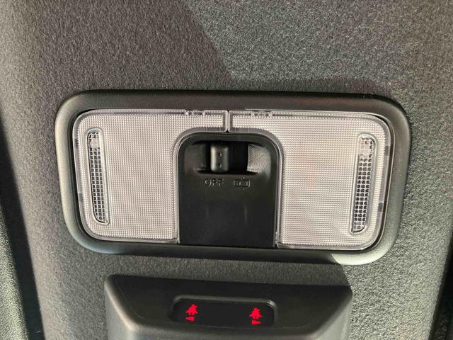 タントカスタムRS/ターボ/両側パワースライドドア/充実装備ターボ車 ディスプレイオーディオ バックモニター プッシュボタンスタート インパネシフト キーフリー 電動パーキングブレーキ シートヒーター オートエアコン イージークローザー スマートアシスト(三重県)の中古車