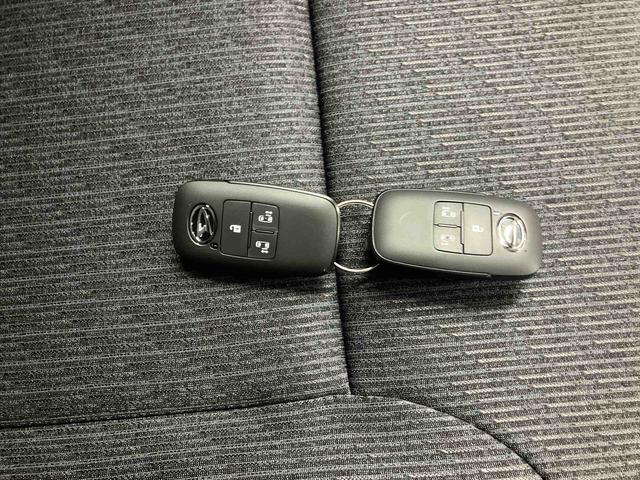 ムーヴＲＳ／ターボ／両側パワースライドドア／ナビターボ車　ナビ　バックモニター　ドライブレコーダー　両側パワースライドドア　イージークローザー　プッシュボタンスタート　電動パーキングブレーキ　キーフリー　オートエアコン　１５インチアルミホイール（三重県）の中古車