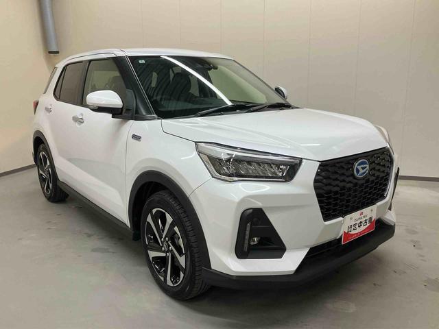 ロッキープレミアムＧ　ＨＥＶ／ハイブリッド／１２００ｃｃ／５人乗りナビ　バックモニター　ドライブレコーダー　プッシュボタンスタート　電動パーキングブレーキ　キーフリー　オートエアコン　アクティブマルチインフォメーションメーター　ＬＥＤ　シーケンシャル　リヤフォグ（三重県）の中古車