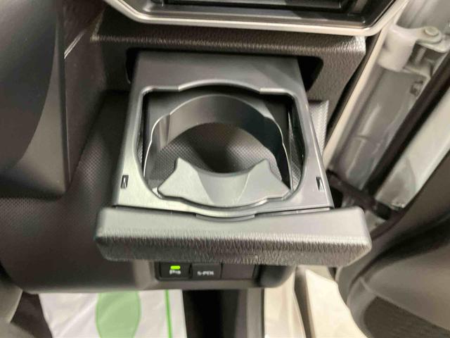 ロッキープレミアムＧ　ＨＥＶ／ハイブリッド／１２００ｃｃ／５人乗りナビ　バックモニター　ドライブレコーダー　プッシュボタンスタート　電動パーキングブレーキ　キーフリー　オートエアコン　アクティブマルチインフォメーションメーター　ＬＥＤ　シーケンシャル　リヤフォグ（三重県）の中古車