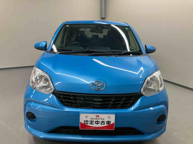 パッソＸ　ＬパッケージＳ／１０００ｃｃナビ　バックモニター　衝突被害軽減ブレーキ　クリアランスソナー　電動ドアミラー　パワーウィンドウ　プッシュボタンスタート　キーフリー　オートエアコン　１０００ｃｃ　５人乗り　マット　バイザー（三重県）の中古車