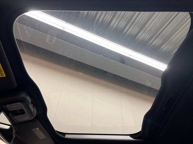 タフトＧ　クロムベンチャー／ディスプレイオーディオパノラマモニター　クルーズコントロール　前席シートヒーター　ディスプレイオーディオ　プッシュボタンスタート　キーフリー　インパネシフト　シルバーパーツ　１５インチ　スカイフィールトップ　スマアシ（三重県）の中古車