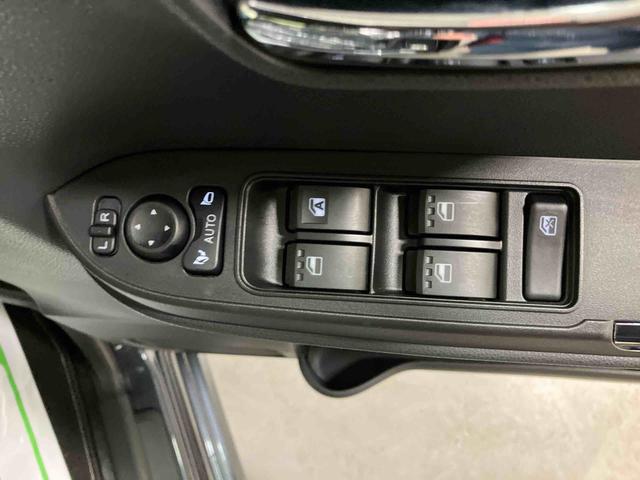 タントカスタムX/両側パワースライドドアディスプレイオーディオ プッシュボタンスタート インパネシフト キーフリー 電動パーキングブレーキ 両側パワースライドドア イージークローザー コーナーセンサー オートハイビーム ミラクルオープンドア(三重県)の中古車