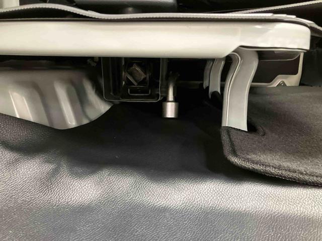 ハイゼットカーゴデラックスＳＡ３／４ＷＤ　４ＡＴ／ナビバックモニター　ドライブレコーダー　ナビ　キーレスエントリー　前席パワーウィンドウ　スマートアシスト３　インパネシフト　マニュアルエアコン（三重県）の中古車