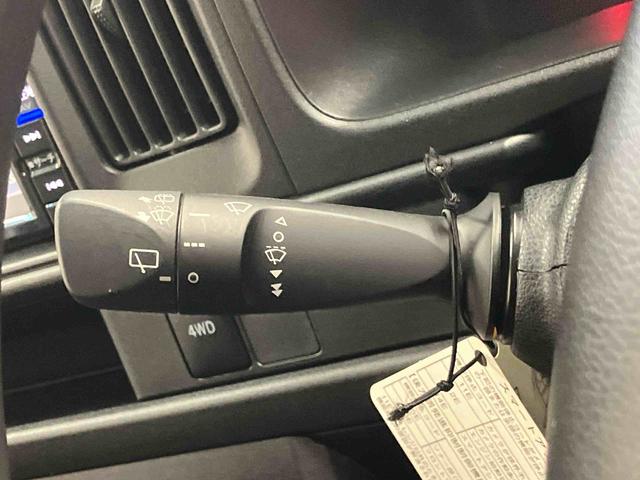 ハイゼットカーゴデラックスＳＡ３／４ＷＤ　４ＡＴ／ナビバックモニター　ドライブレコーダー　ナビ　キーレスエントリー　前席パワーウィンドウ　スマートアシスト３　インパネシフト　マニュアルエアコン（三重県）の中古車