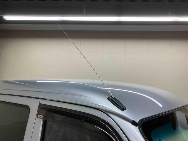 ハイゼットカーゴデラックスＳＡIII／４ＷＤスマートアシスト　コーナーセンサー　オートハイビーム　パワステ　前席パワーウィンドウ　ＡＭ／ＦＭラジオ　マニュアルエアコン　キーレスエントリー（三重県）の中古車