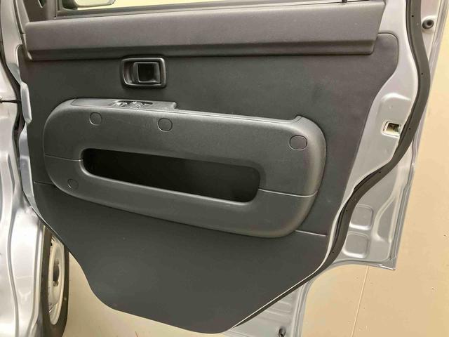 ハイゼットカーゴデラックスＳＡIII／４ＷＤスマートアシスト　コーナーセンサー　オートハイビーム　パワステ　前席パワーウィンドウ　ＡＭ／ＦＭラジオ　マニュアルエアコン　キーレスエントリー（三重県）の中古車