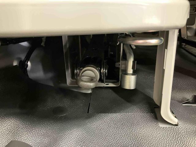 ハイゼットカーゴＤＸ／パワーウィンドウ／キーレスエントリーＢｌｕｔｏｏｔｈ＆ＵＳＢ対応カーオーディオ　前席パワーウィンドウ　キーレスエントリー　オーバーヘッドシェルフ　スマートアシスト　オートハイビーム　オートライト　コーナーセンサー　ユースフルナット（三重県）の中古車